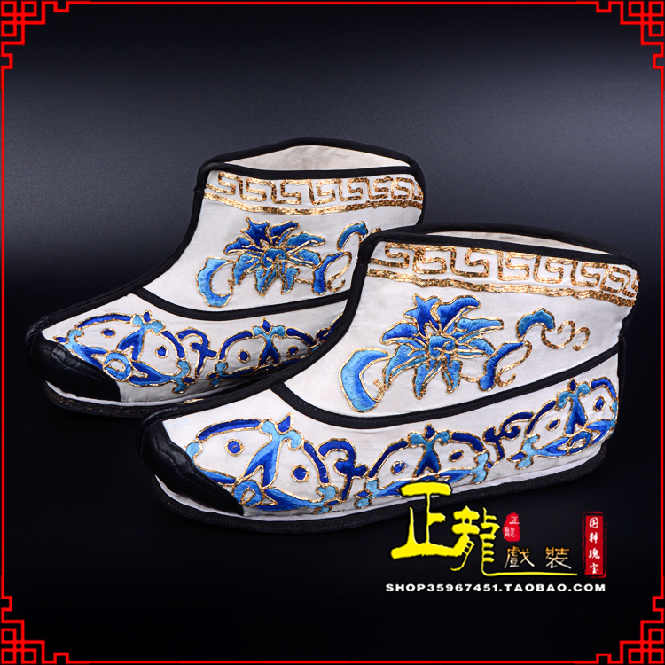 琼海三岔口武生薄底 手绣绣花快靴